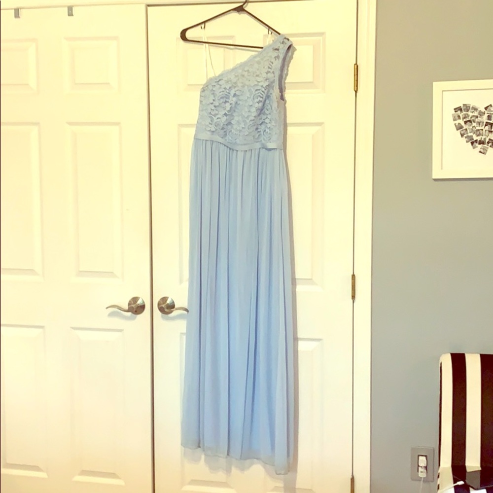 David’s Bridal Ice Blue Bridesmaid Dreas